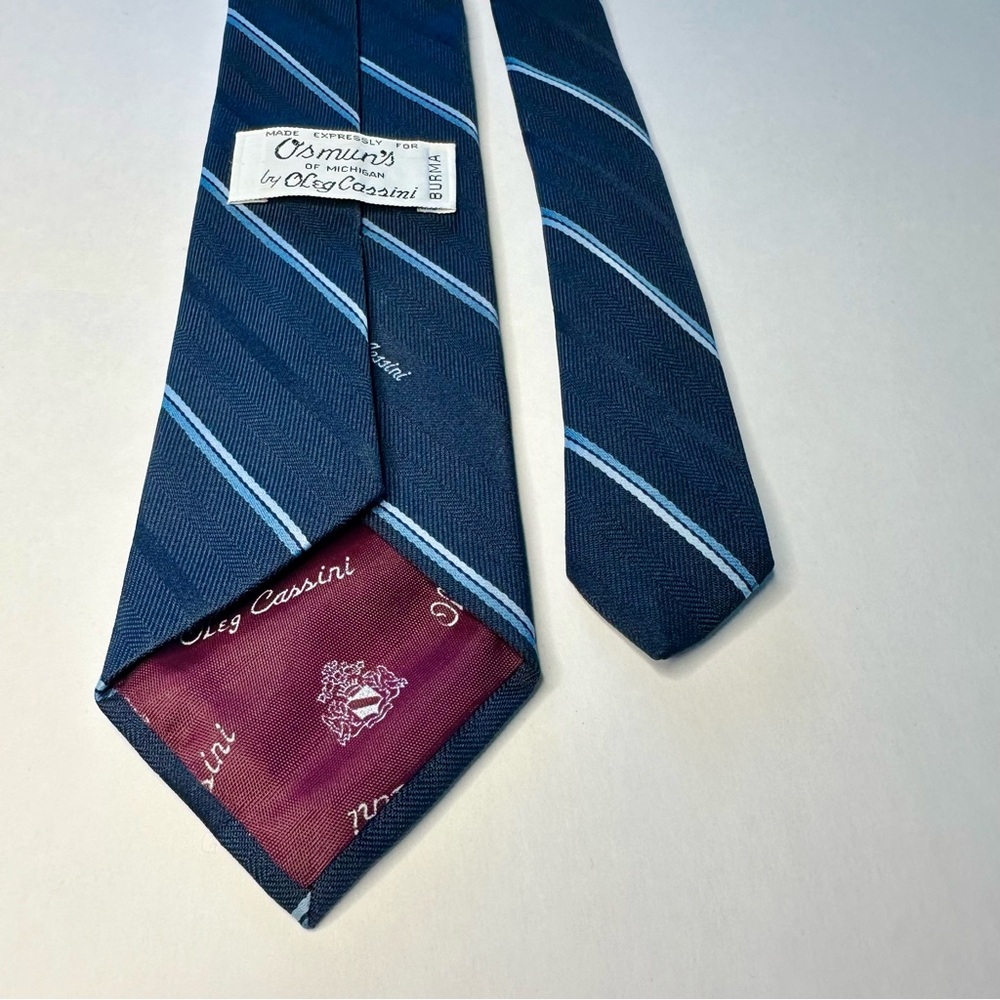 Vintage OLEG CASSINI Blue Embroidered Brand, Striped Classic Tie, 3” - Picture 6 of 7